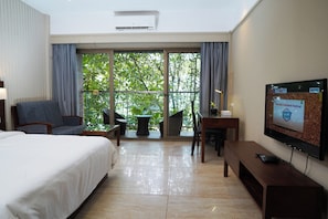 Deluxe Double Room, Garden View | Soundproofing, free WiFi - Elephant Passage Resort Munnar (Devikolam)