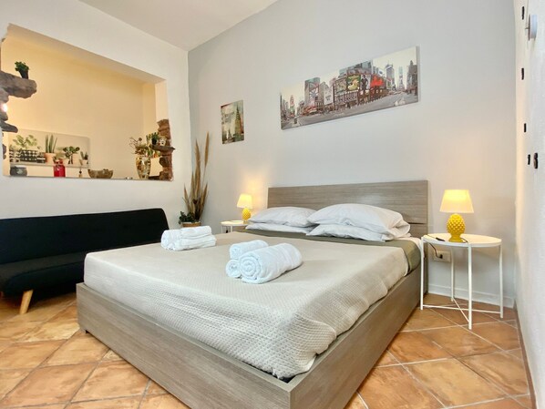 1 bedroom, iron/ironing board, WiFi, bed sheets