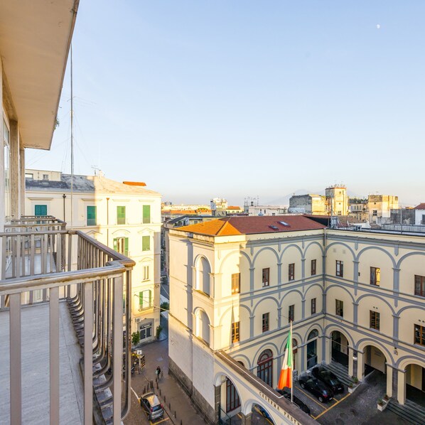 Apartment - Blue Tea Flat at Piazza Carit by Wonderful Italy (Naples)