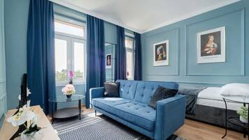 Bügeleisen/Bügelbrett, Reisekinderbett, WLAN, Bettwäsche