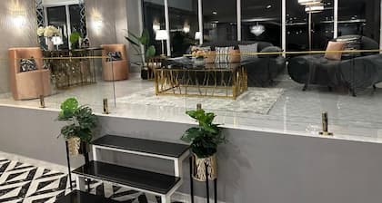 Faletti's Grand MM Alam Road