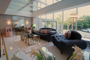 Sala de estar en el lobby