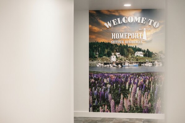 Laptop workspace, free WiFi - Homeport Suites & Residences (Lords Cove)