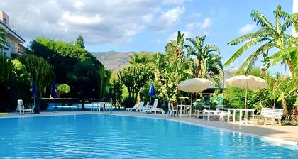 Casa con piscina en la zona de Taormina, Giardini Naxos, Gargantas de Alcántara