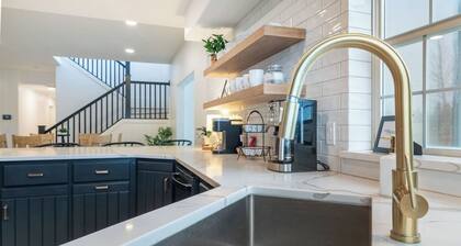 Luxurious Farmhouse on Acreage!  Near Silverwood