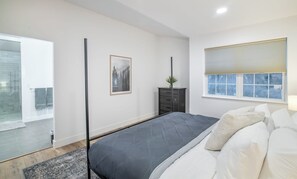 4 chambres, fer et planche à repasser, lit parapluie, Wi-Fi