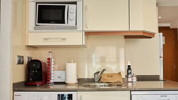 Fridge, microwave, oven, dishwasher