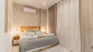 2 bedrooms, desk, iron/ironing board, WiFi