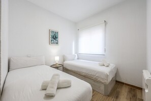 1 soverom, skrivebord, wi-fi og sengetøy