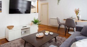 Smart TV - Stunning Flat Historic Center Plaza Mercado (Logroño)