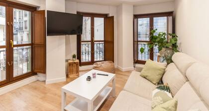 Cozy Apartment in the Heart of GijĂłn