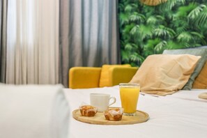 2 bedrooms, desk, iron/ironing board, WiFi - Luxury Apartment in Puerta del Sol Madrid (Madrid)