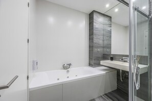 Hair dryer - Luxury Apartment in Puerta del Sol Madrid (Madrid)