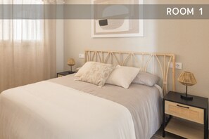 1 slaapkamer, een bureau, wifi, beddengoed