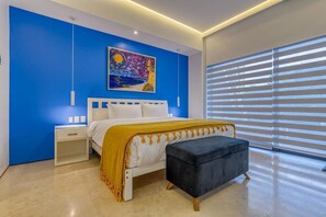 2 soveværelser, skrivebord, strygejern/strygebræt, weekendseng