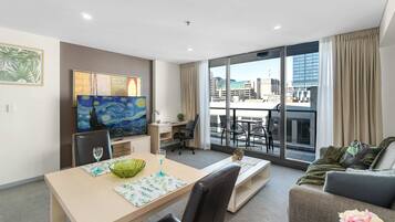 Télévision, espaces bureaux