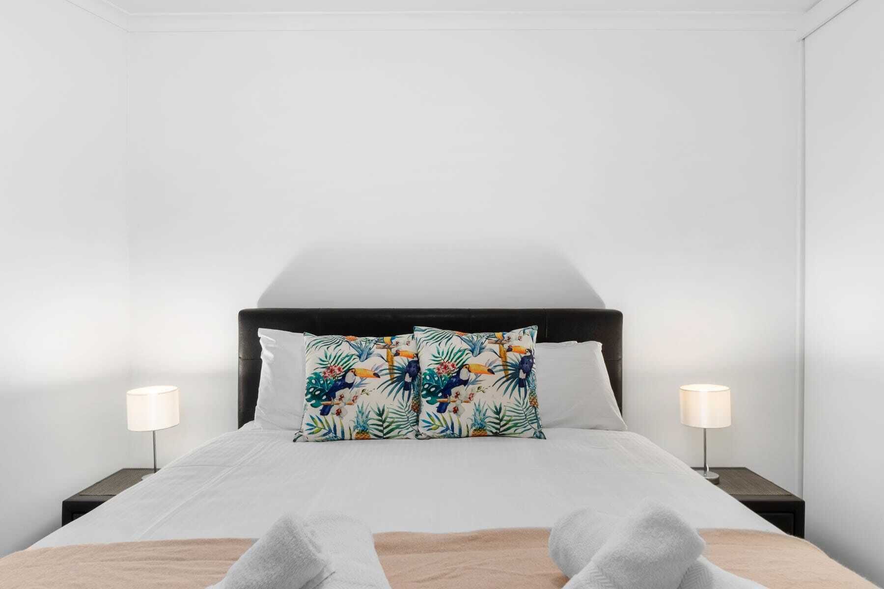 1 bedroom, iron/ironing board, bed sheets