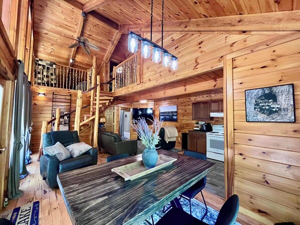 Televisor i llar de foc 