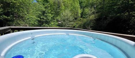 Bain à remous extérieur