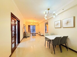 Executive suite, 3 slaapkamers | Woonruimte