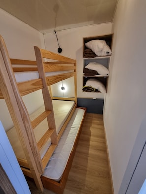 Room - Studio Avec Chambre Cabine 5 Pers (Bagnères-de-Bigorre)