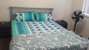 1 bedroom, desk, iron/ironing board, free WiFi