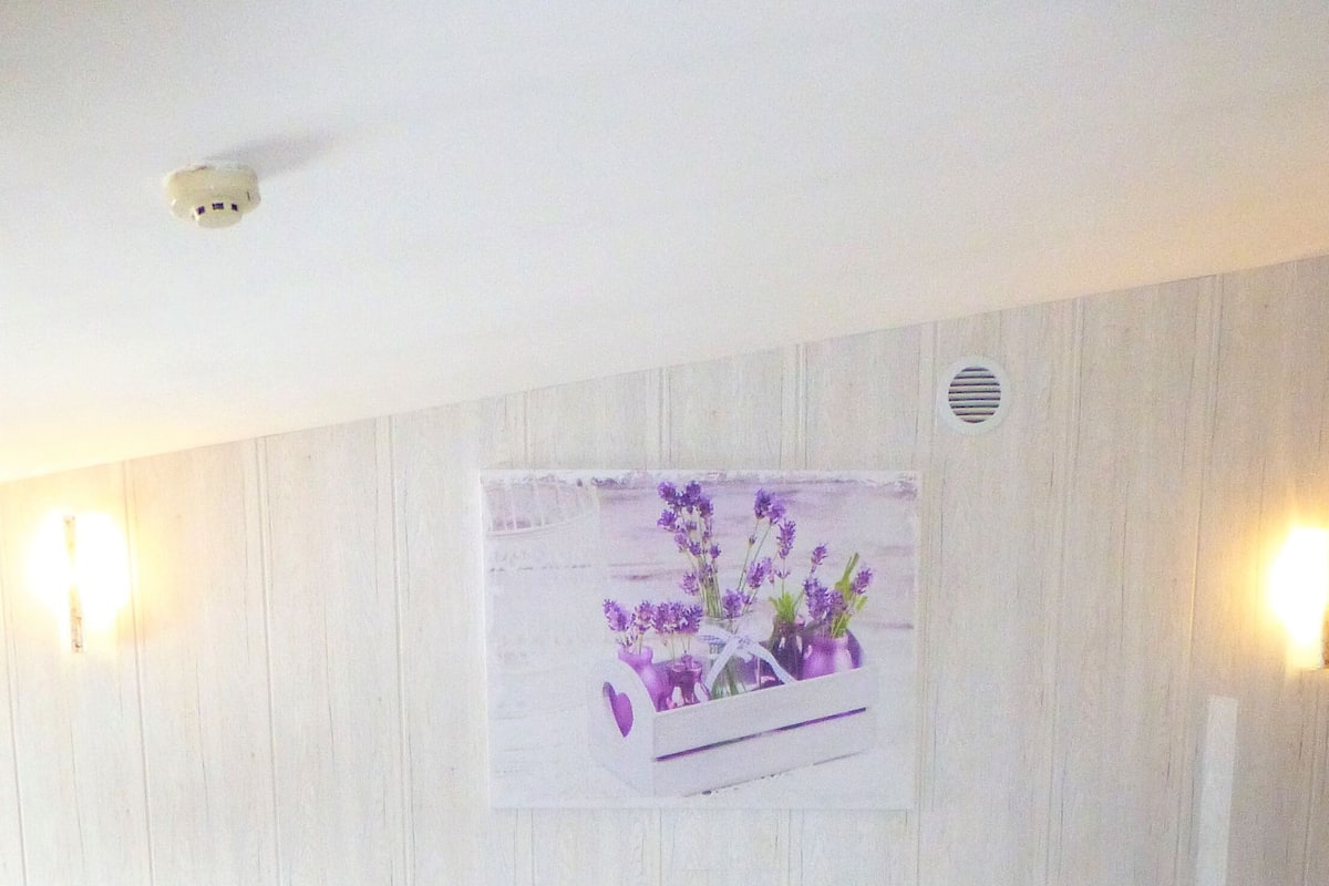 Classic Double or Twin Room, Garden View | 1 bedroom, hypo-allergenic bedding, individually decorated