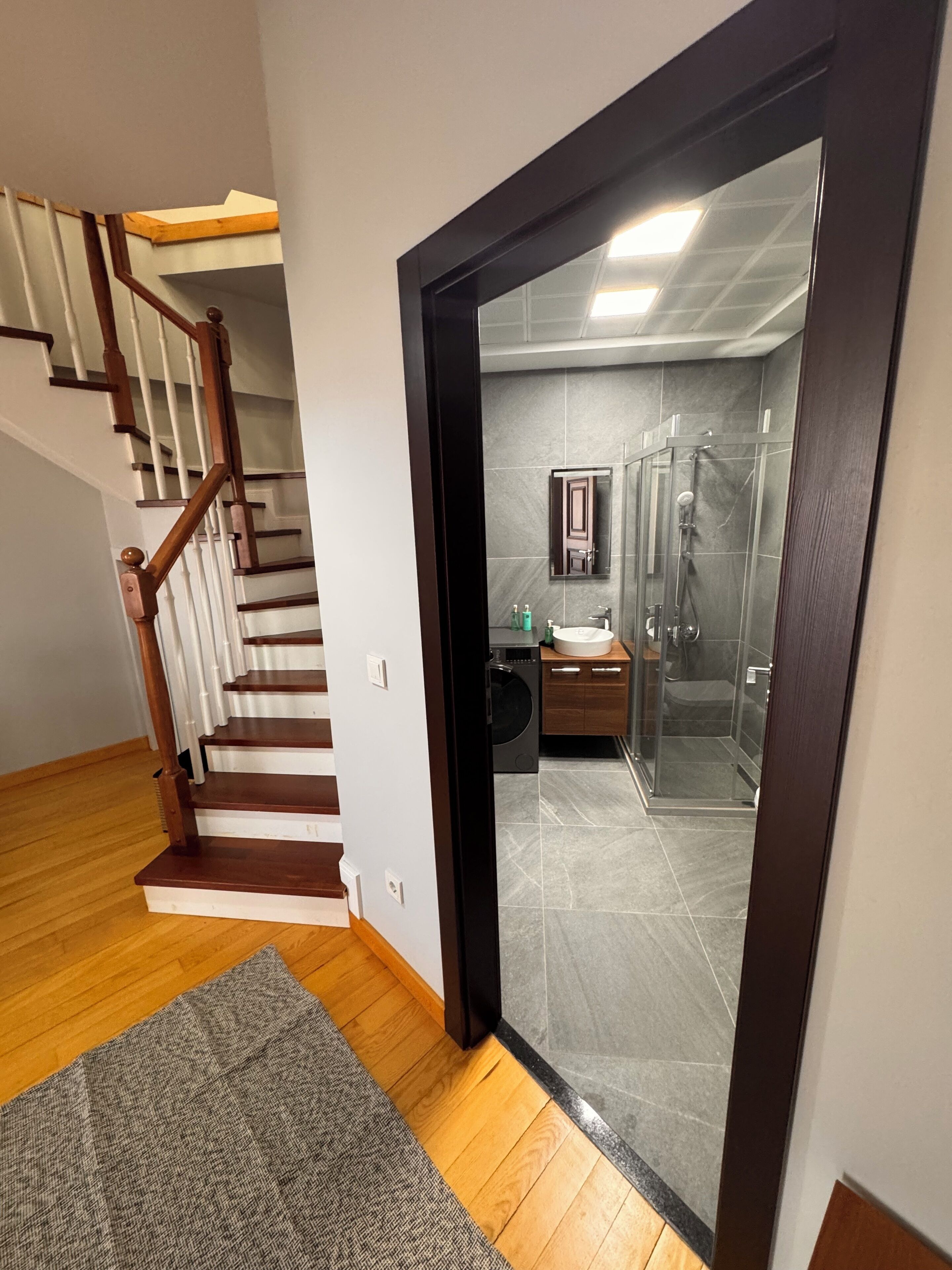 Panoramic Duplex, Partial Sea View | Bathroom | Shower, hydromassage showerhead, hair dryer, bathrobes