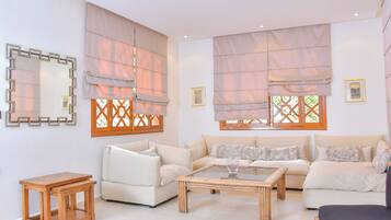 Smart-tv en een open haard