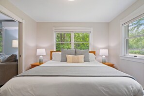 3 bedrooms, iron/ironing board, travel cot, WiFi