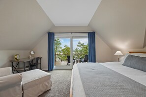 3 bedrooms, iron/ironing board, travel cot, WiFi