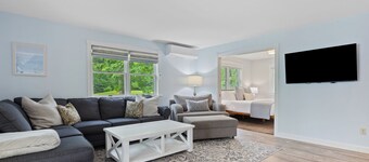 Oceanfront Peaceful Getaway - close to Acadia's Schoodic Peninsula 