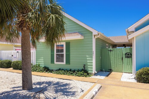 Family Cabana | Private Pool, Covered Patio & Beach Nearby