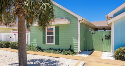 Family Cabana | Private Pool, Covered Patio & Beach Nearby