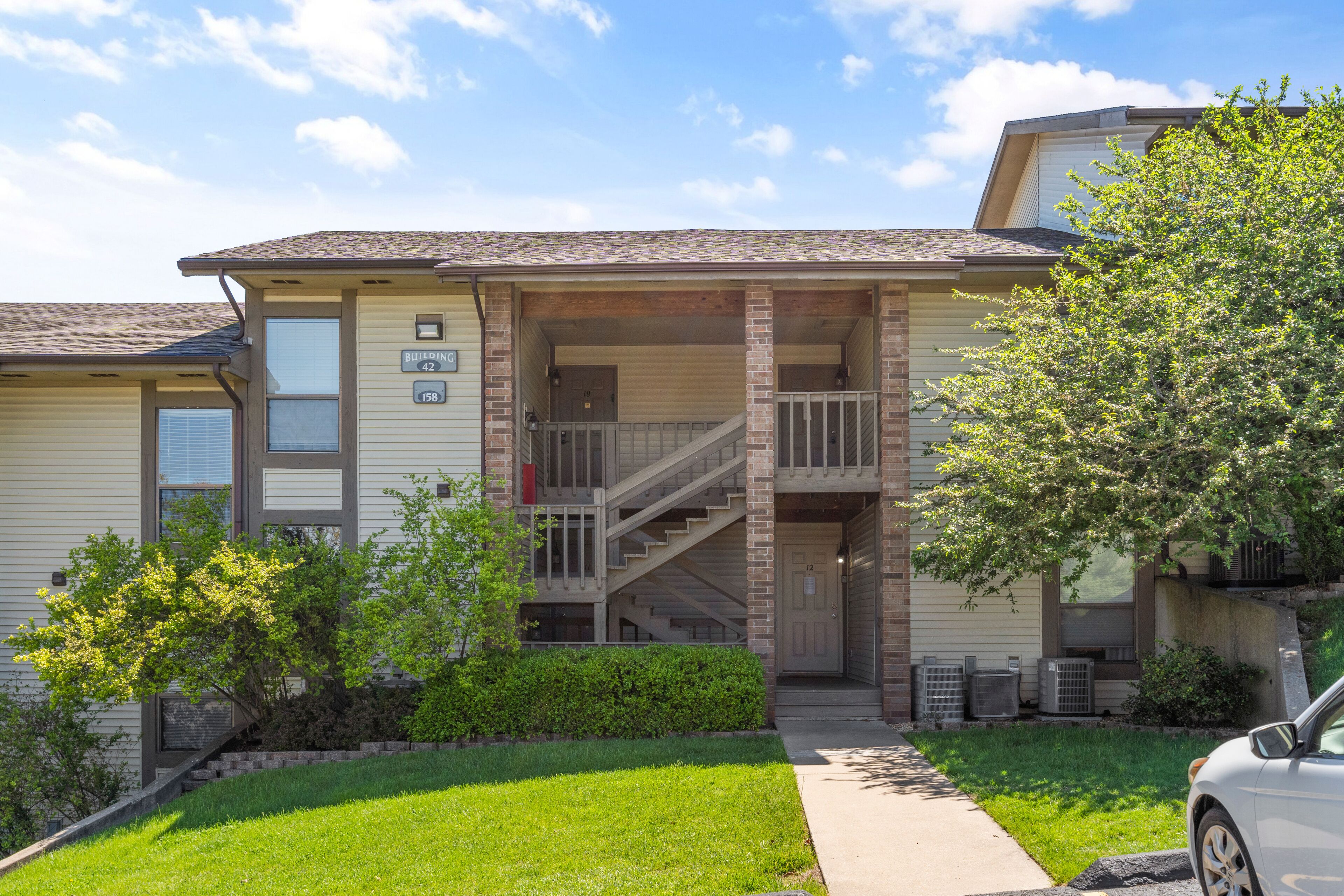The Golf Front Duo – 2 Condos in Desirable Pointe Royale! Pet Friendly