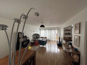 1 chambre, fer et planche à repasser, Wi-Fi gratuit, draps fournis