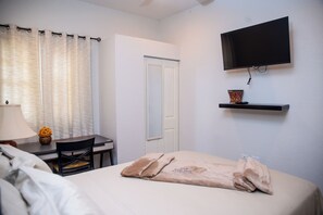 2 chambres, bureau, fer et planche à repasser, Wi-Fi gratuit
