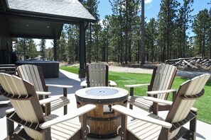 Terrace/patio - Walk to Clubhouse, 2600+ Sq. Ft. Open Floor Plan w/ Hot Tub and Big Driveway! (Lead)