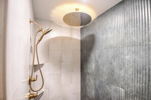 Shower, towels