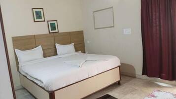 Deluxe Room | Free WiFi