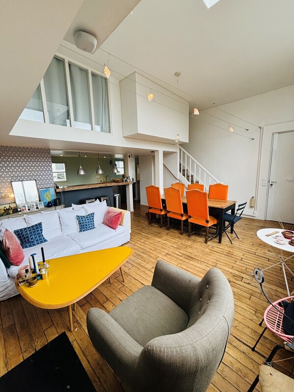 Living area - L'atelier Montmartre (Paris)