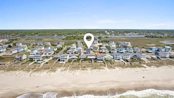 House, 4 Bedrooms | Beach