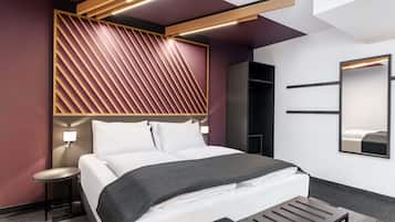 Desk, blackout drapes, soundproofing, free WiFi