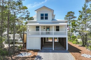 Exterior - 30A Beaches! Eastern Lake! 4 Adult Bikes! (Santa Rosa Beach)