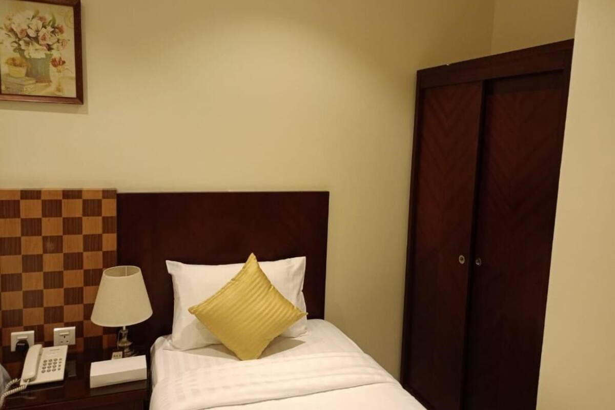 Standard Room, 1 King Bed | Free WiFi