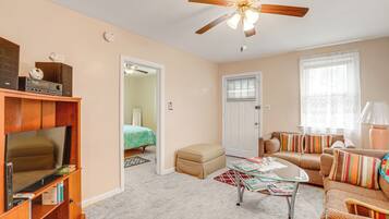 House (2 Bedrooms) | Interior