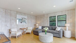 Rumah (2 Bedrooms) | Interior