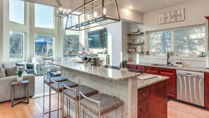 Hus (3 Bedrooms) | Innvendig