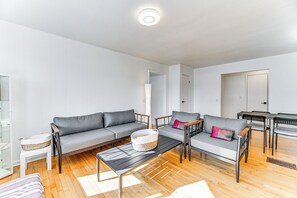 Interior - Loon Lake Home w/ Private Boardwalk & Dock (Wayland)