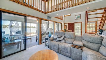 Nhà (3 Bedrooms) | Nội thất